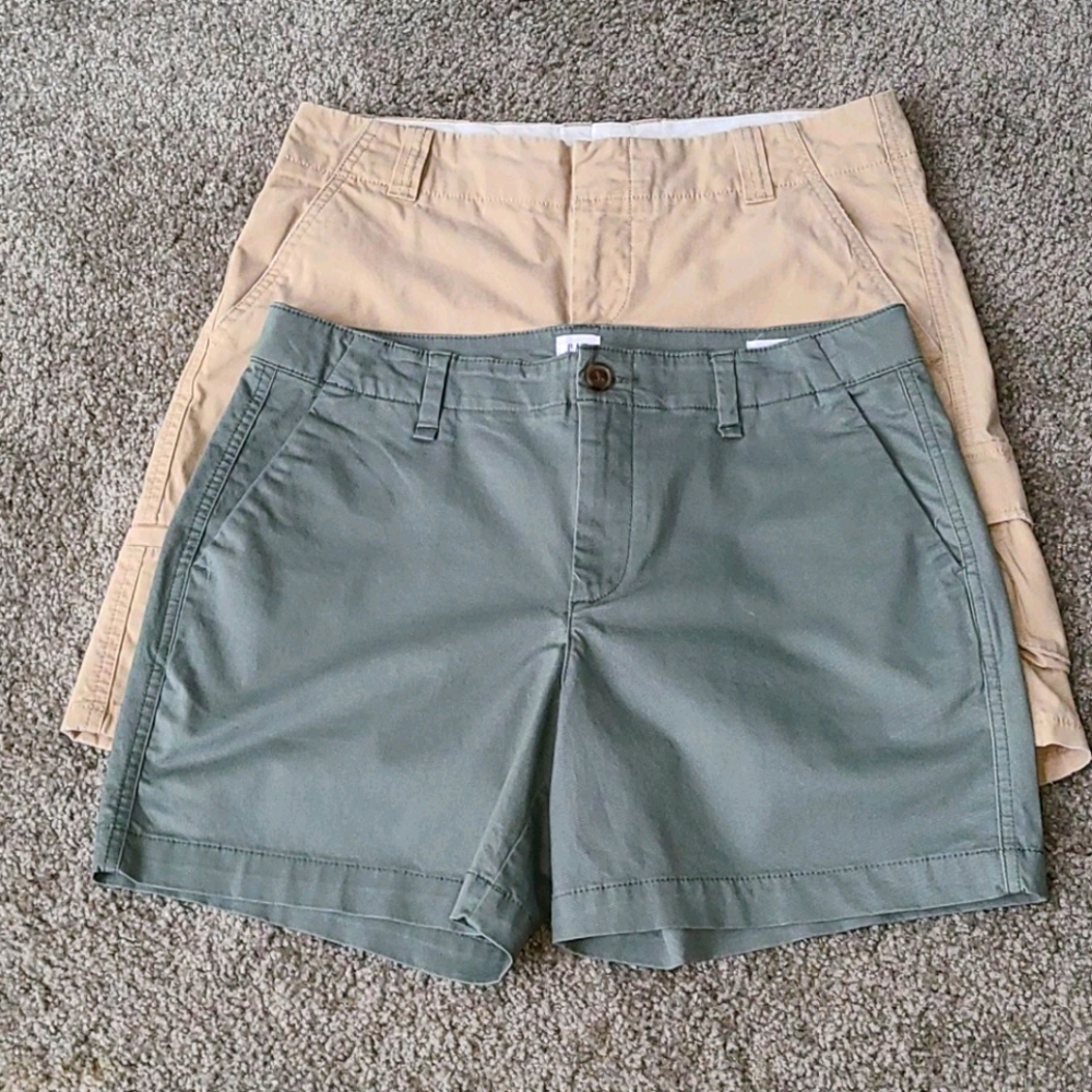 Gap shorts 2 for $10